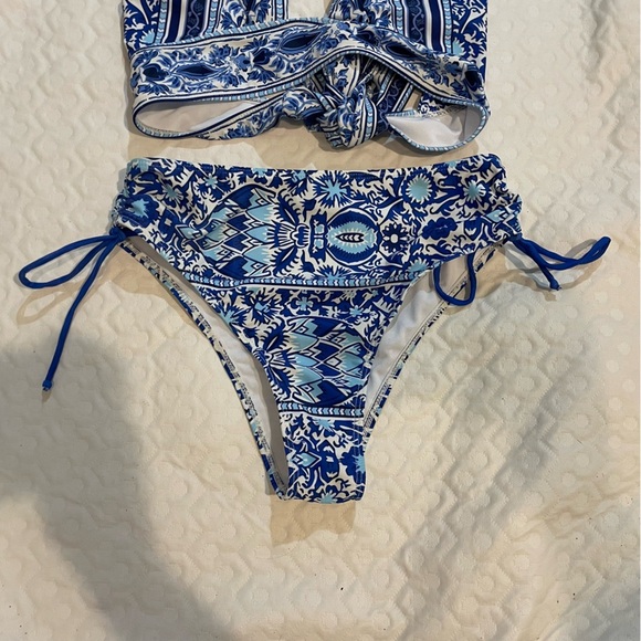 Blue Patterned Bikini Set Tie Top and Bottom Medium Aztec Beach Pool Summer - Picture 3 of 8